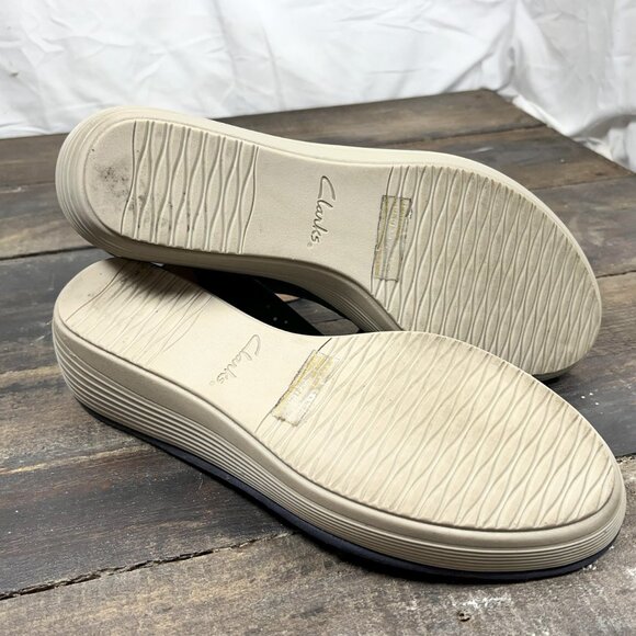 Collection by Clarks Artisan Size 11W Wedge Ankle Strap Navy Comfort Sandal - Picture 4 of 7